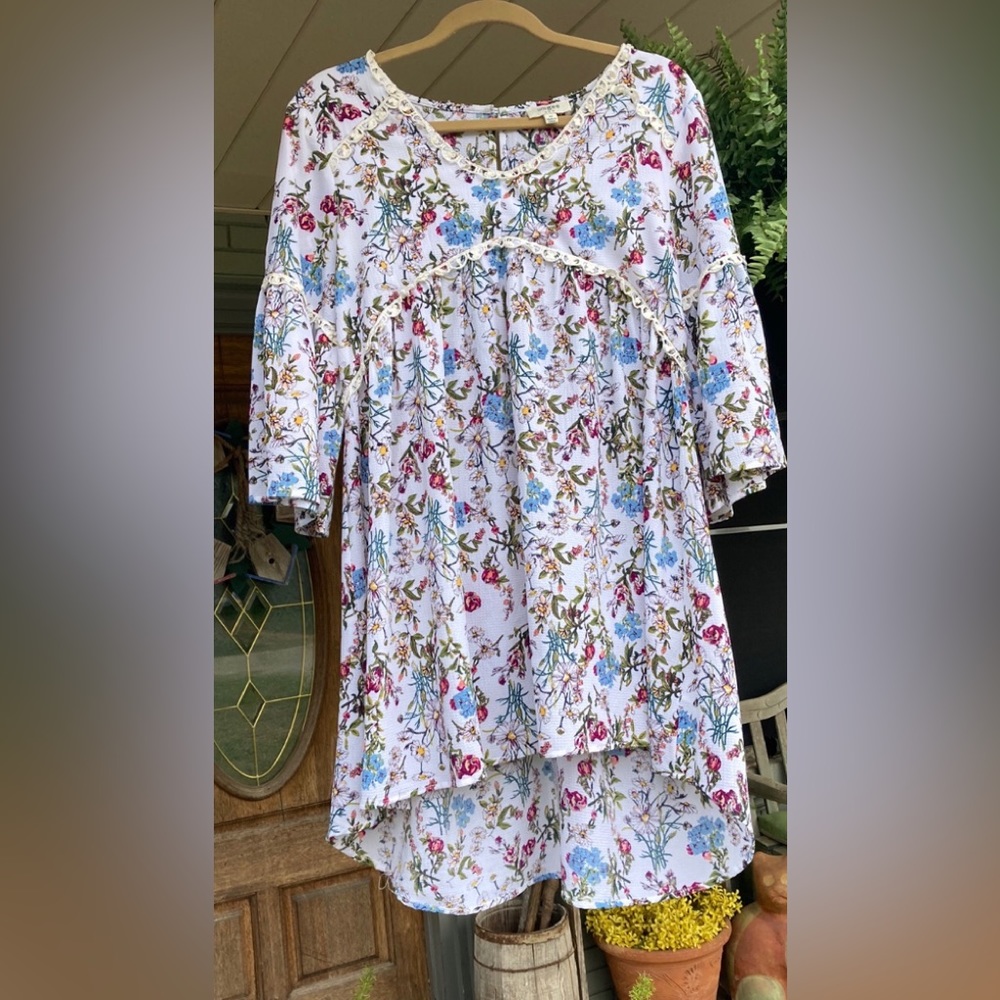 Adorable Umgee. Perfect for Spring. - Picture 4 of 6
